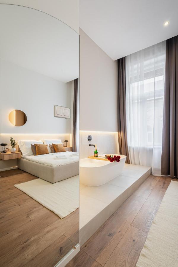 You Boutique Suites, Best Location By Bqa Budapeşte Dış mekan fotoğraf